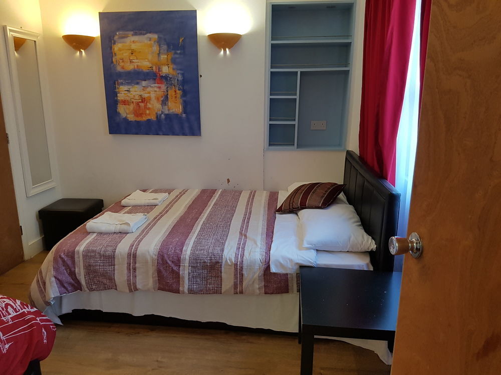 Kings Cross Hotel Лондон Экстерьер фото